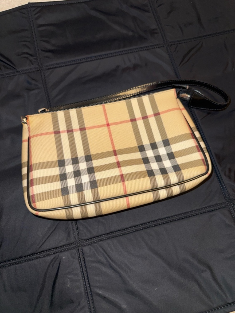 Burberry London mini Pochette - Picture 2 of 5